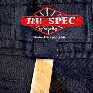Tri spec, cargo pants polyester, cotton, blend, black, and color good condition